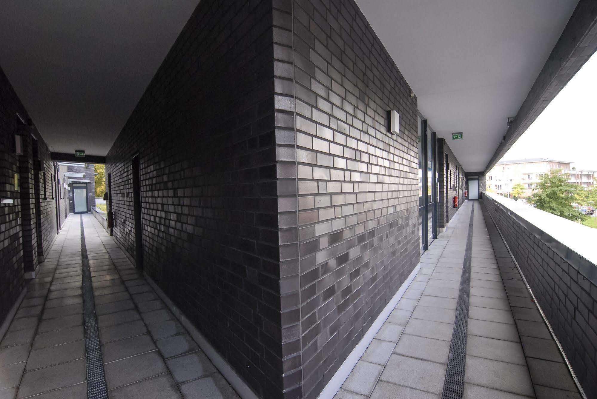 Petul Apart Hotel Am Ruhrbogen Bochum Exteriör bild
