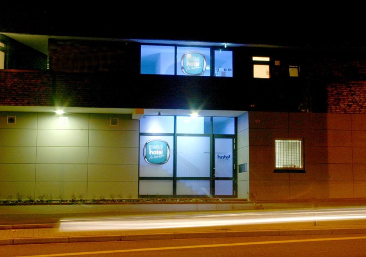 Petul Apart Hotel Am Ruhrbogen Bochum Exteriör bild
